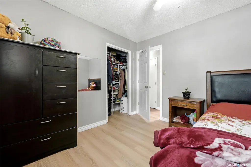 47 Symons Place Regina SK S4X 1M7