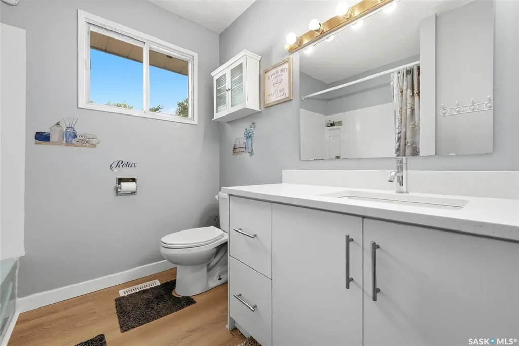 47 Symons Place Regina SK S4X 1M7