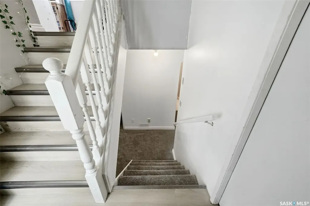 47 Symons Place Regina SK S4X 1M7