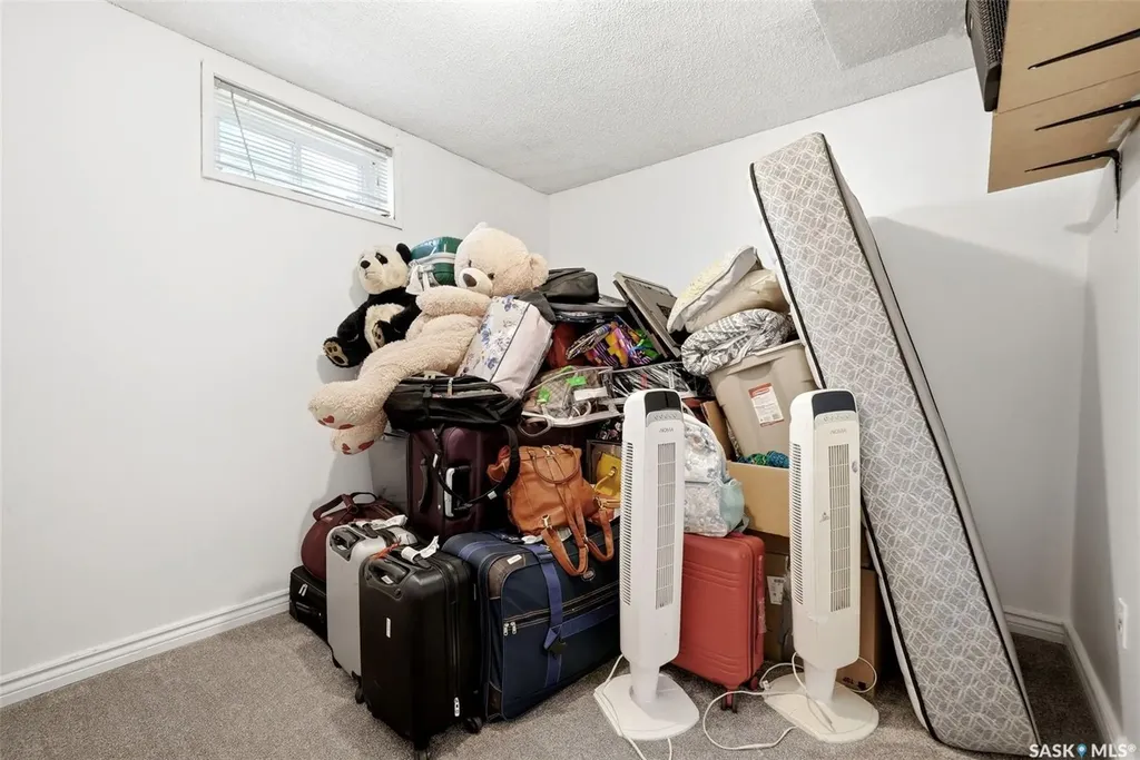 47 Symons Place Regina SK S4X 1M7