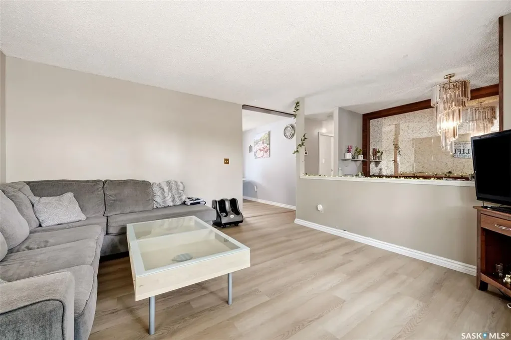 47 Symons Place Regina SK S4X 1M7