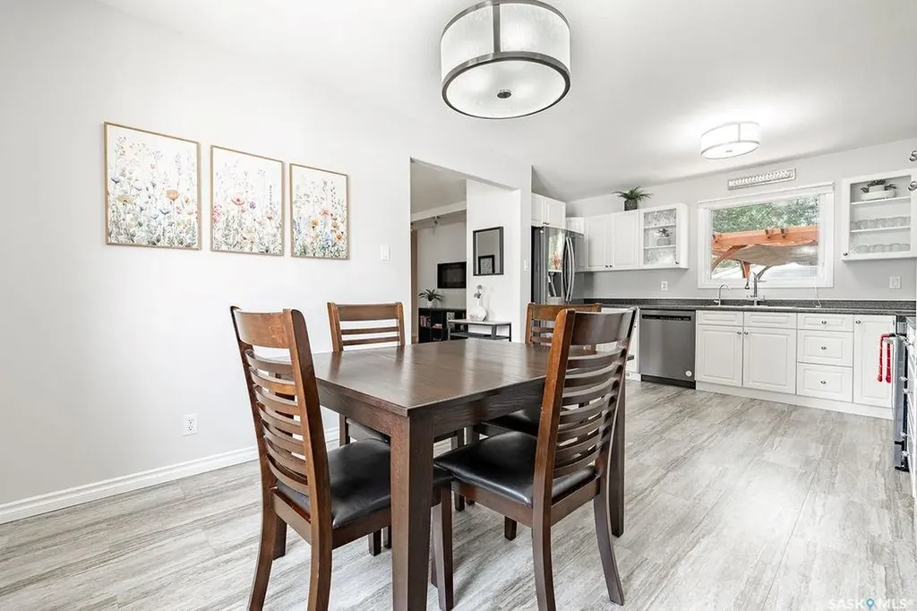 1606 Argyle Avenue Saskatoon SK S7H 2W7