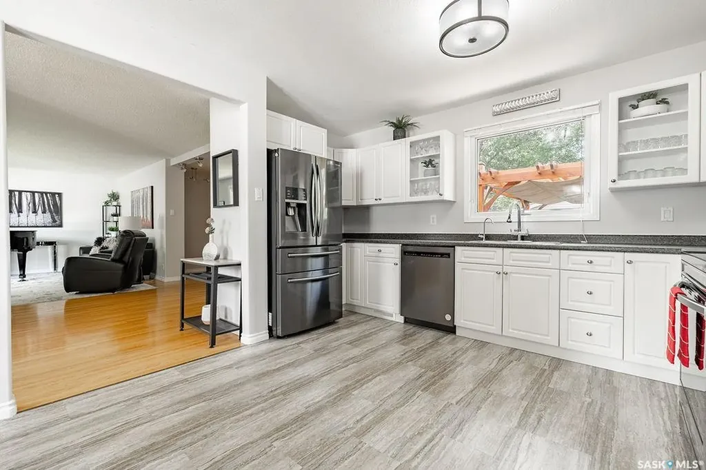 1606 Argyle Avenue Saskatoon SK S7H 2W7