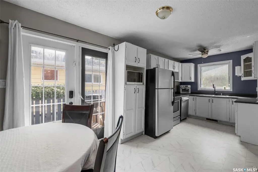 209 Macdowall Crescent Prince Albert SK S6V 6N4