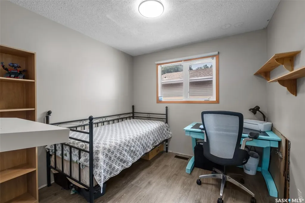 209 Macdowall Crescent Prince Albert SK S6V 6N4