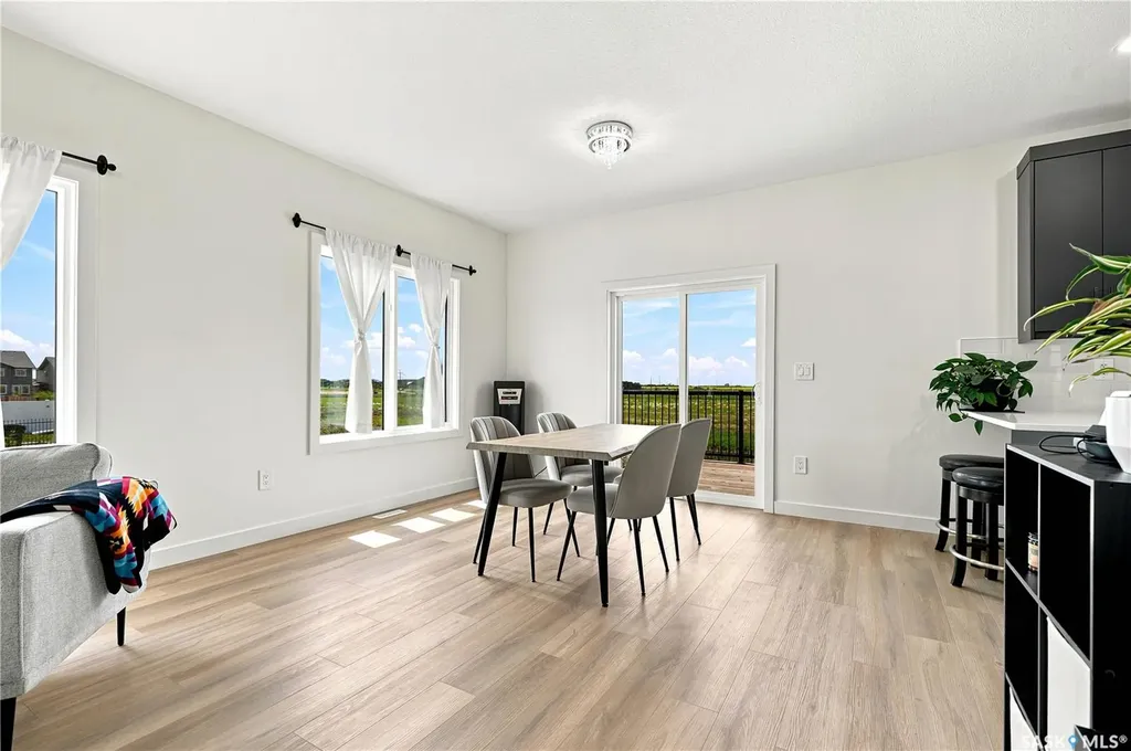 902 Bentley Manor Saskatoon SK S7L 6P4