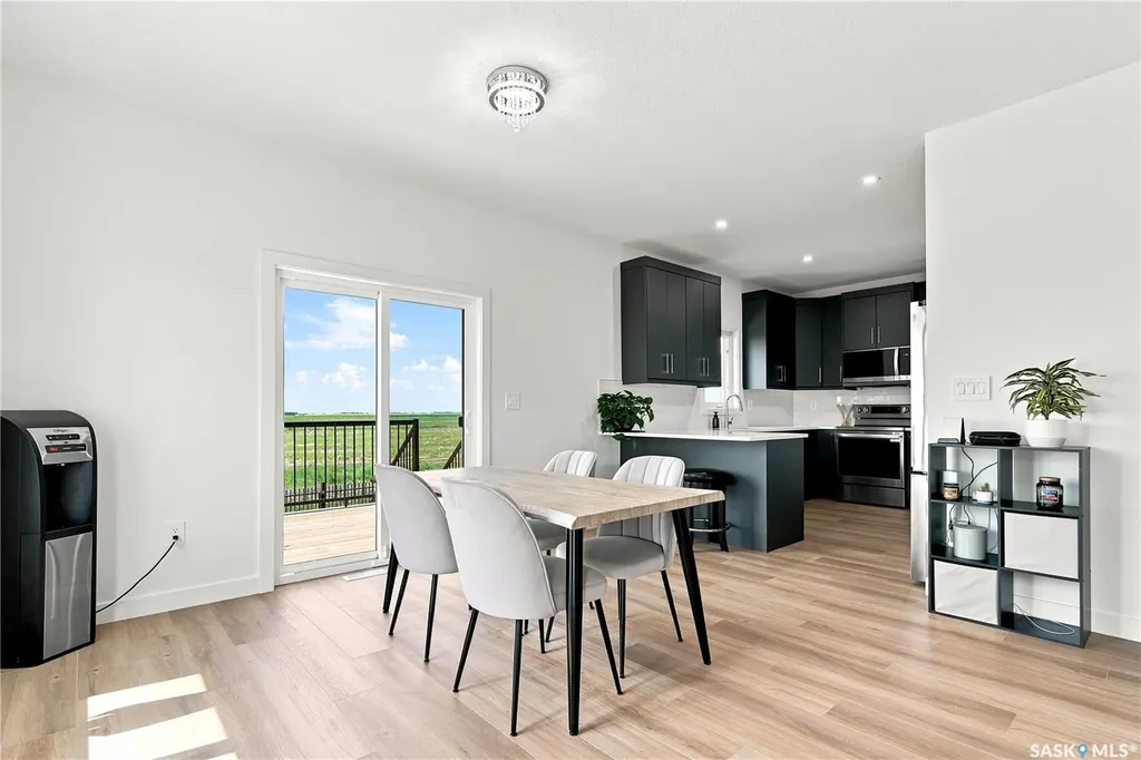 902 Bentley Manor Saskatoon SK S7L 6P4