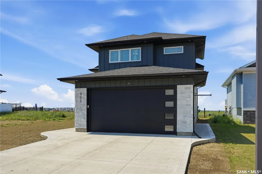 902 Bentley Manor Saskatoon SK S7L 6P4