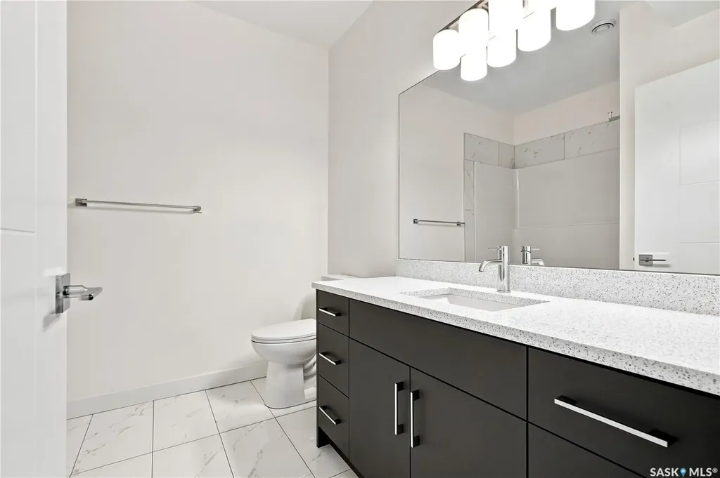 902 Bentley Manor Saskatoon SK S7L 6P4