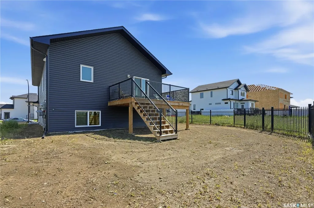 902 Bentley Manor Saskatoon SK S7L 6P4