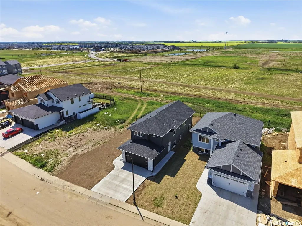 902 Bentley Manor Saskatoon SK S7L 6P4