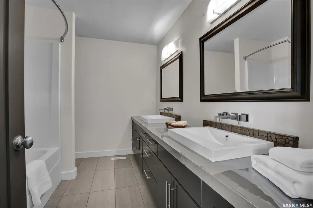 102 Kinsmen Crescent Martensville SK S0K 0A2