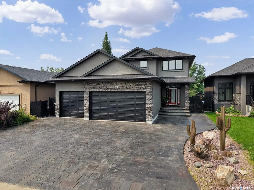 102 Kinsmen Crescent Martensville SK S0K 0A2