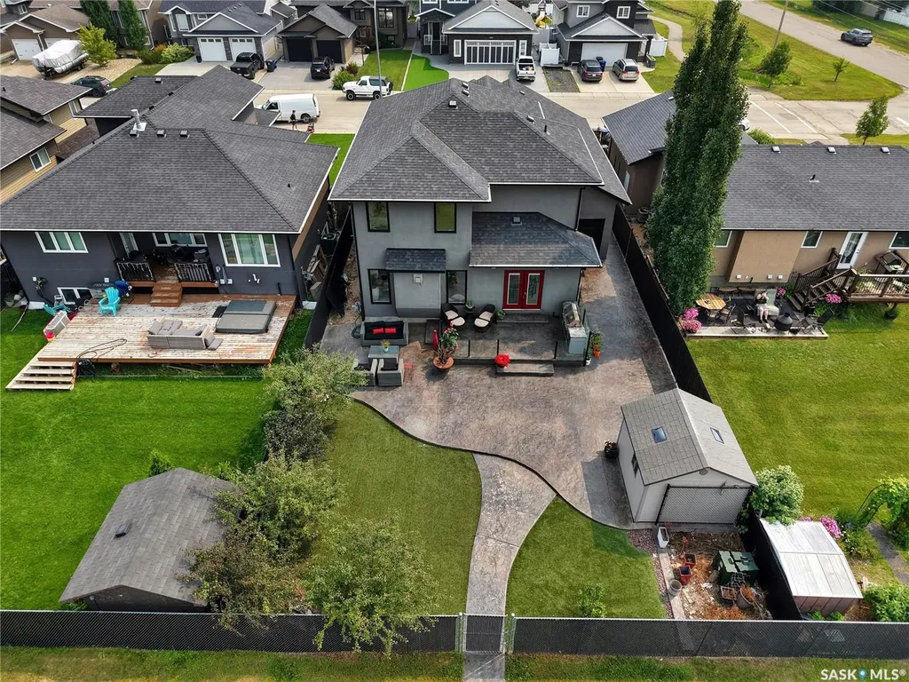 102 Kinsmen Crescent Martensville SK S0K 0A2