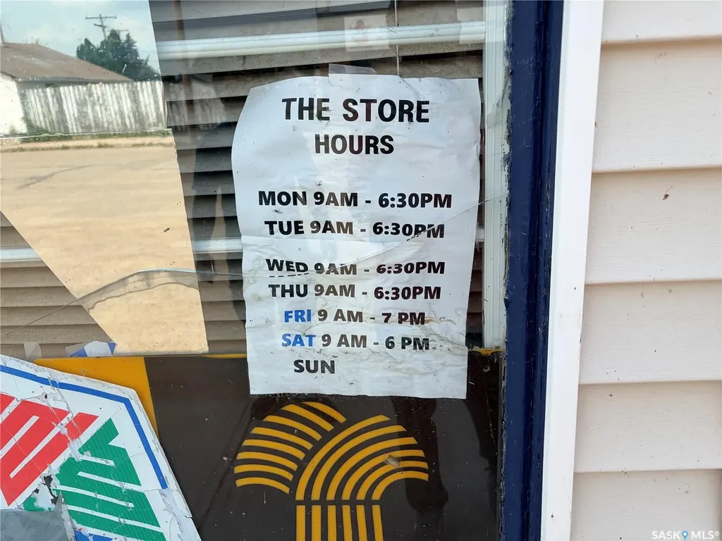 1102 9th Street Perdue SK S0K 3C0