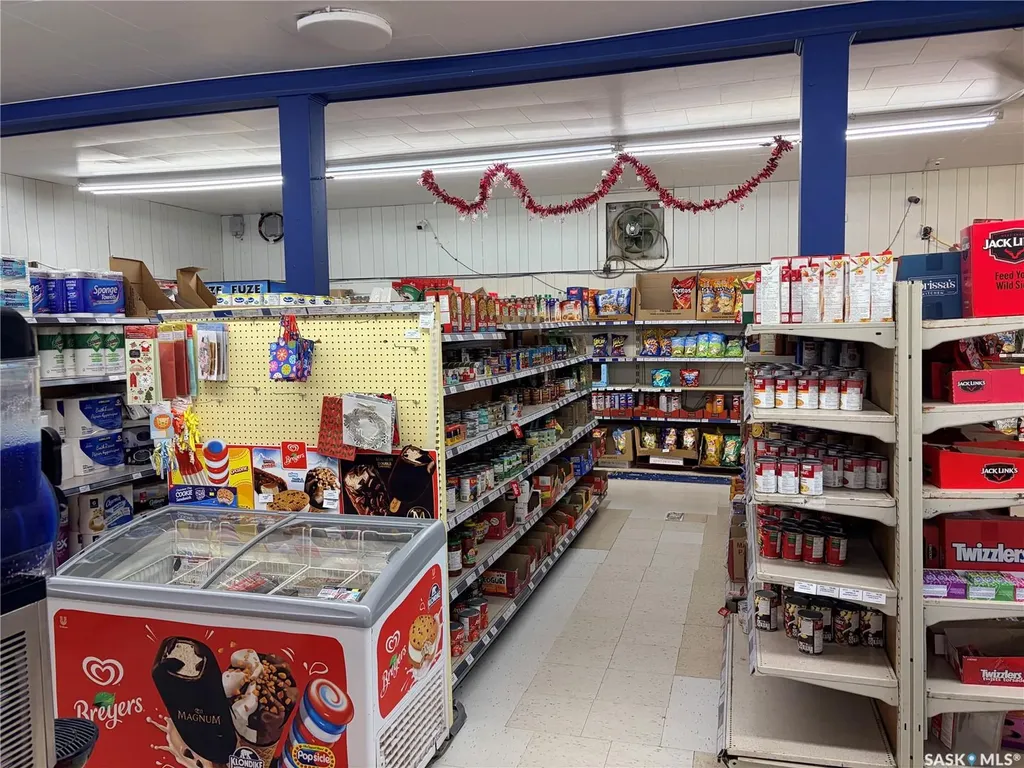 1102 9th Street Perdue SK S0K 3C0