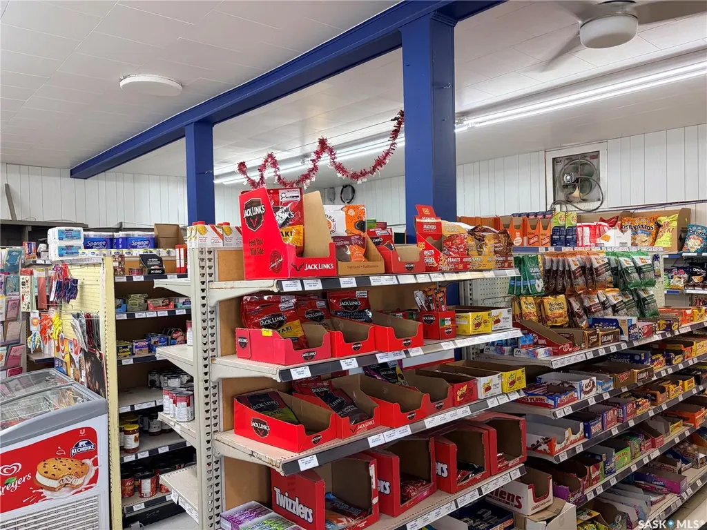 1102 9th Street Perdue SK S0K 3C0