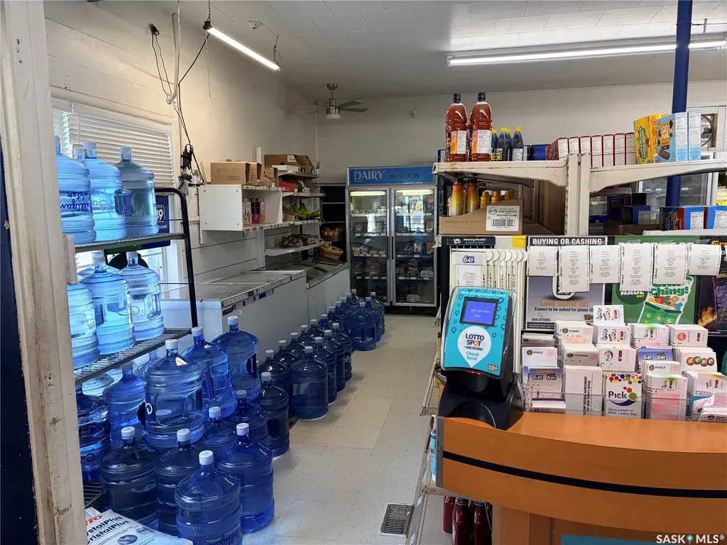 1102 9th Street Perdue SK S0K 3C0