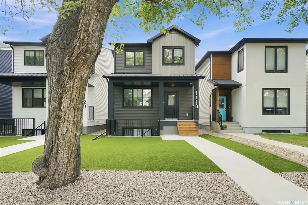 1118 9th Street E Saskatoon SK S7H 0N4