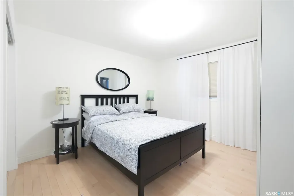 2206 Assiniboine Avenue E Regina SK S4V 2E8