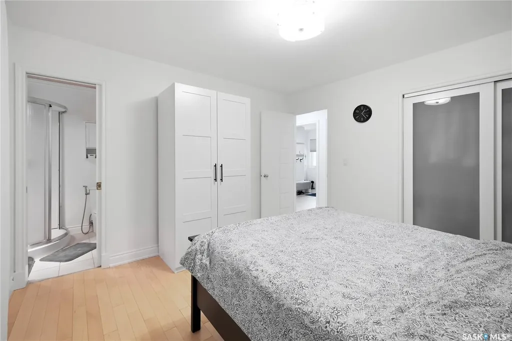 2206 Assiniboine Avenue E Regina SK S4V 2E8