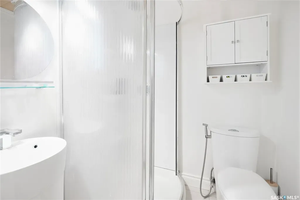 2206 Assiniboine Avenue E Regina SK S4V 2E8