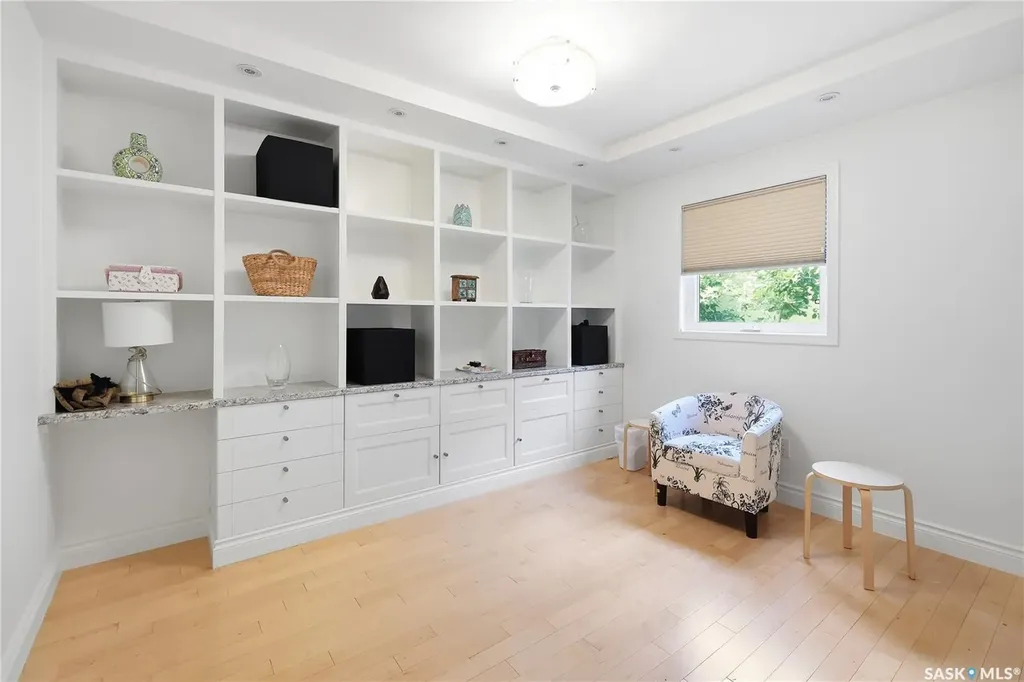 2206 Assiniboine Avenue E Regina SK S4V 2E8