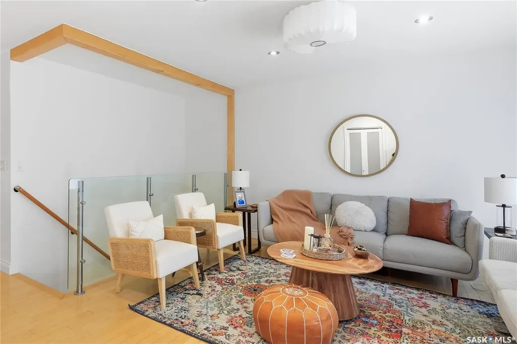 2206 Assiniboine Avenue E Regina SK S4V 2E8