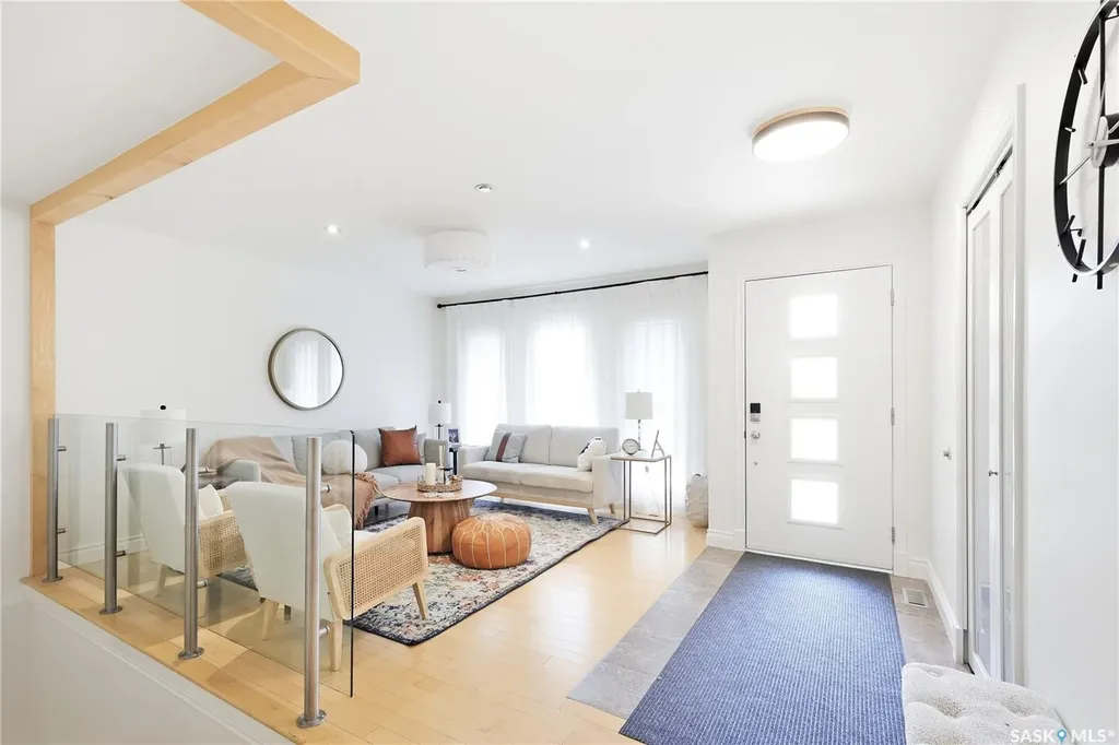 2206 Assiniboine Avenue E Regina SK S4V 2E8