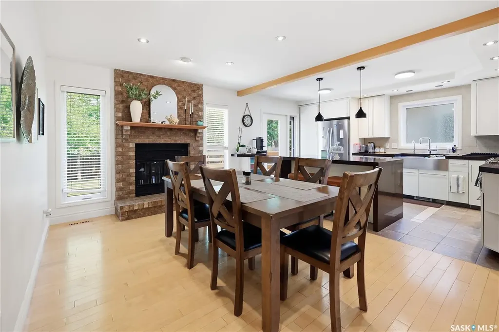 2206 Assiniboine Avenue E Regina SK S4V 2E8