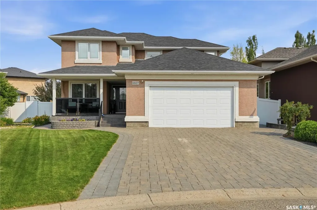 8607 Wascana Gardens Lane Regina SK S4V 1G1
