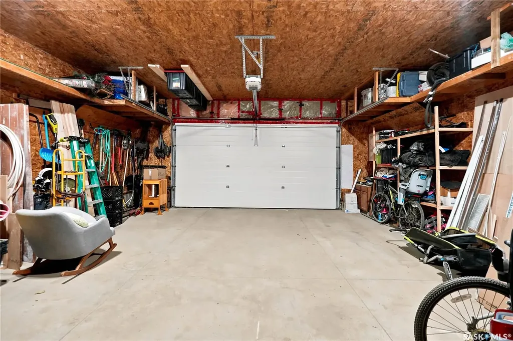 8607 Wascana Gardens Lane Regina SK S4V 1G1