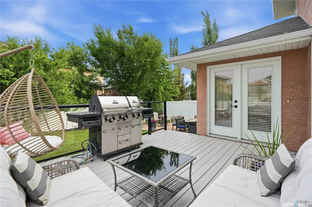 8607 Wascana Gardens Lane Regina SK S4V 1G1