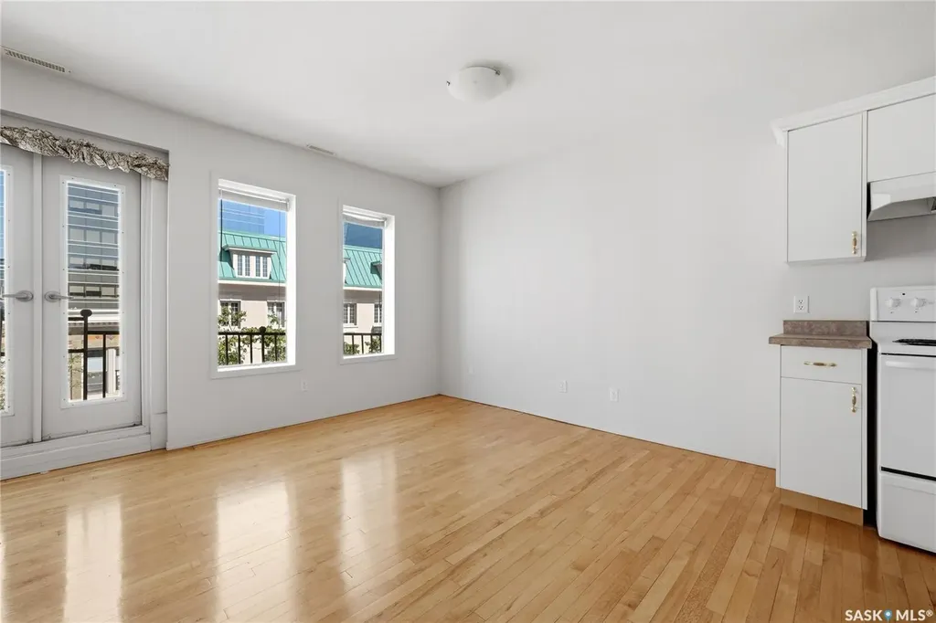 1836 Scarth Street Regina SK S4P 2G3