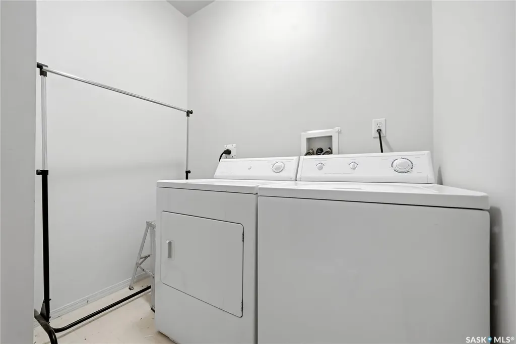 1836 Scarth Street Regina SK S4P 2G3