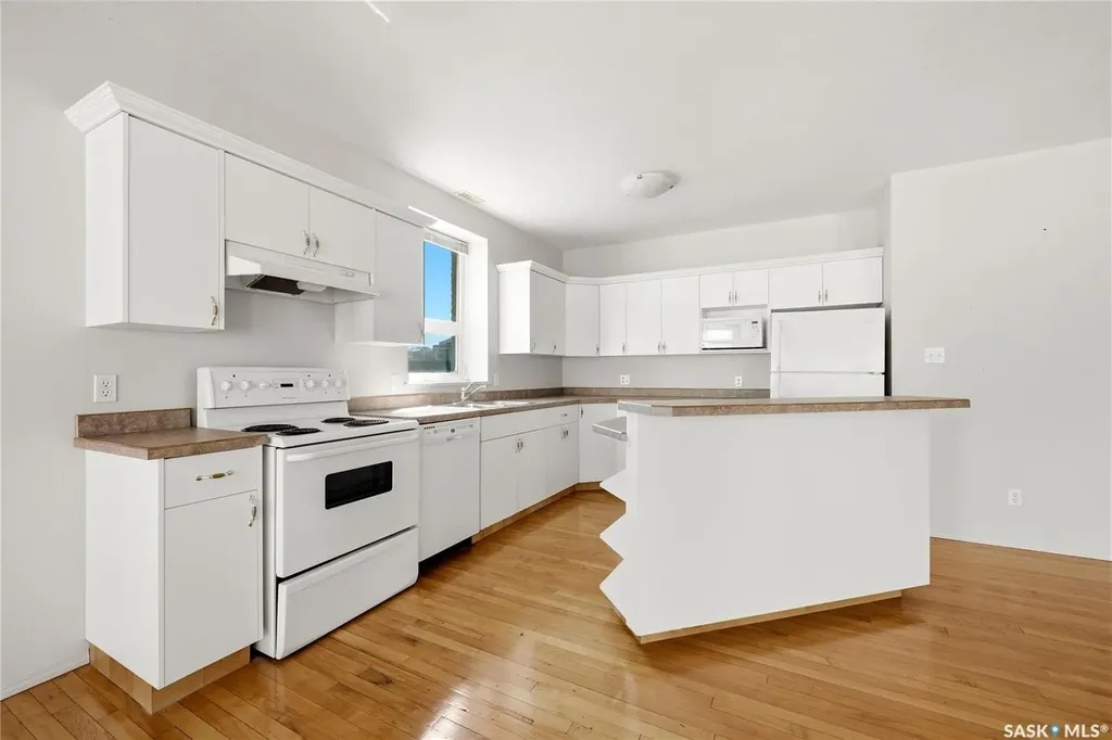 1836 Scarth Street Regina SK S4P 2G3