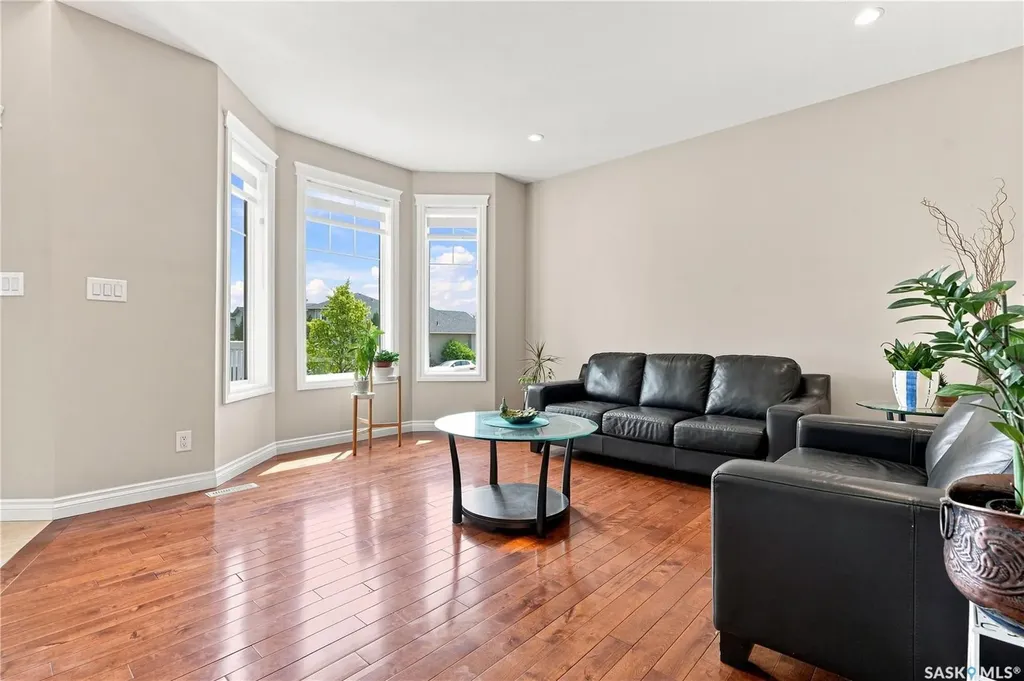 315 Waters Crescent Saskatoon SK S7W 0A5