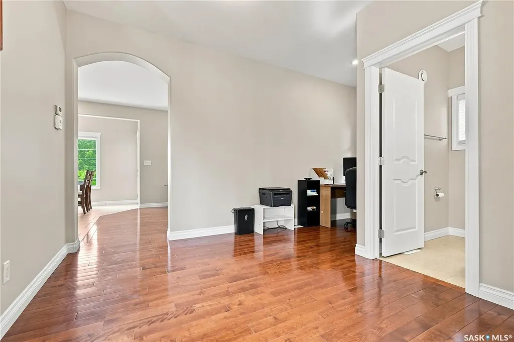 315 Waters Crescent Saskatoon SK S7W 0A5