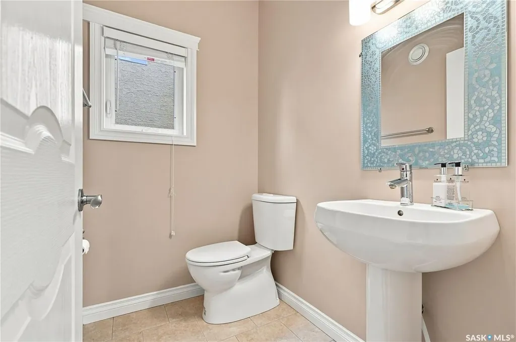 315 Waters Crescent Saskatoon SK S7W 0A5