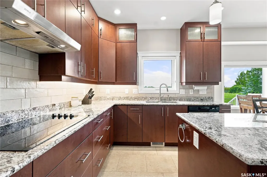 315 Waters Crescent Saskatoon SK S7W 0A5