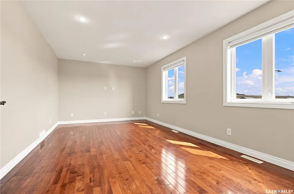 315 Waters Crescent Saskatoon SK S7W 0A5