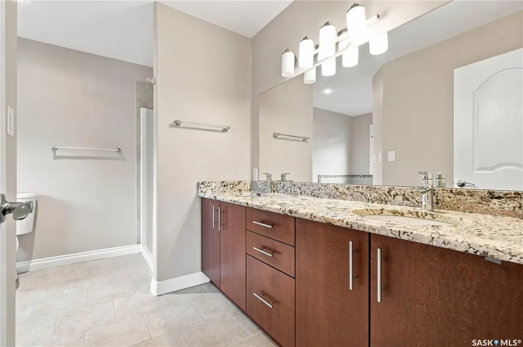 315 Waters Crescent Saskatoon SK S7W 0A5
