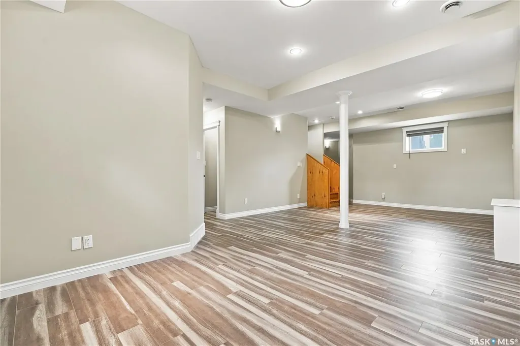 315 Waters Crescent Saskatoon SK S7W 0A5