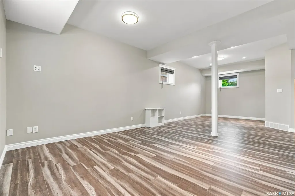 315 Waters Crescent Saskatoon SK S7W 0A5