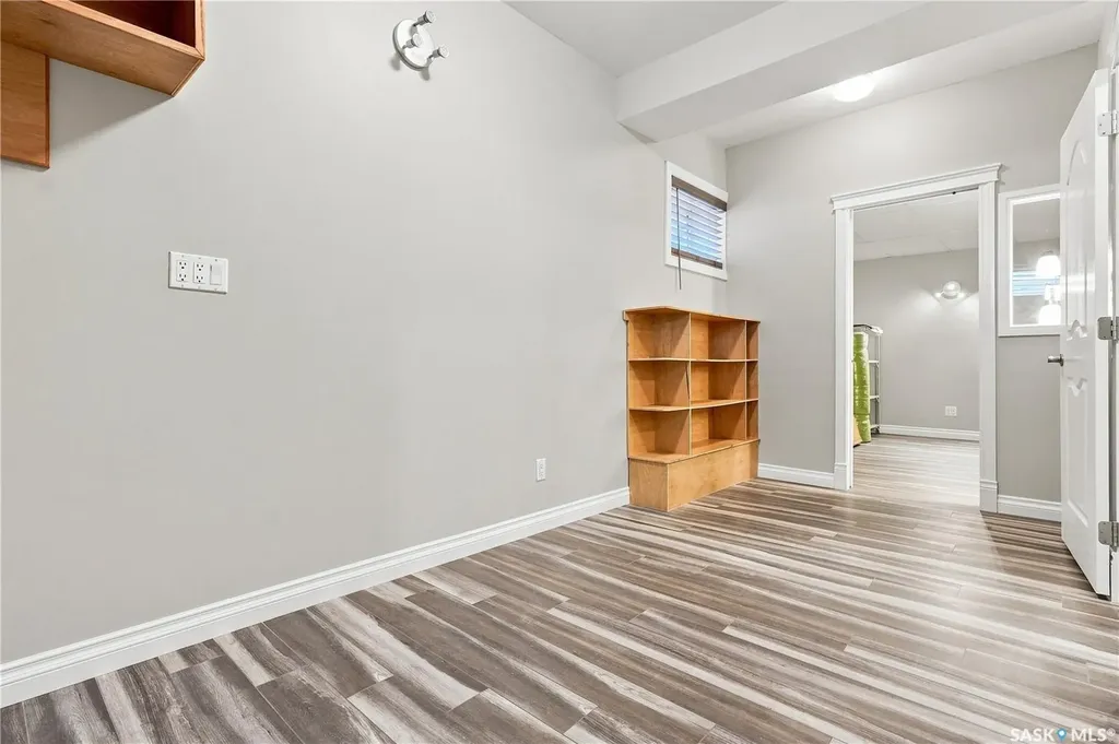 315 Waters Crescent Saskatoon SK S7W 0A5