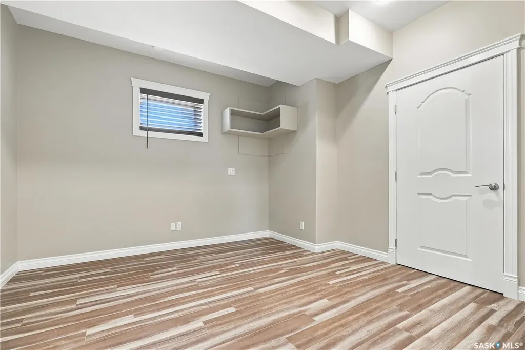 315 Waters Crescent Saskatoon SK S7W 0A5