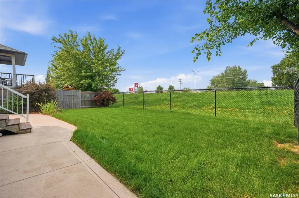 315 Waters Crescent Saskatoon SK S7W 0A5