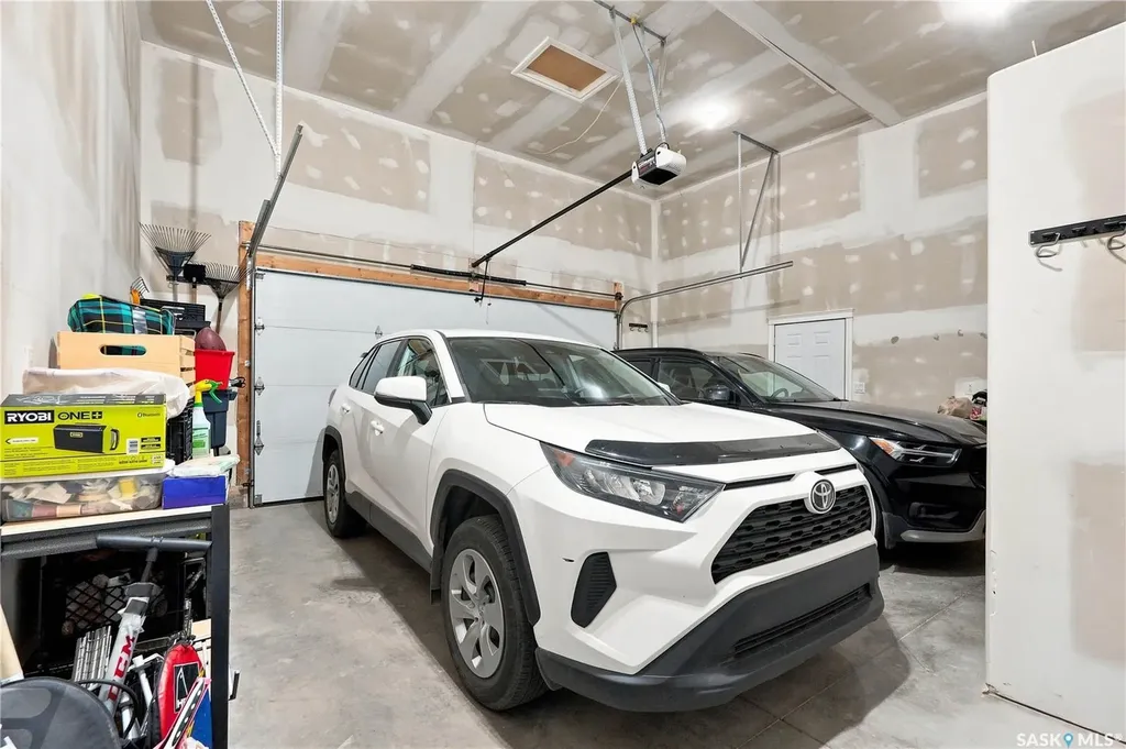 315 Waters Crescent Saskatoon SK S7W 0A5