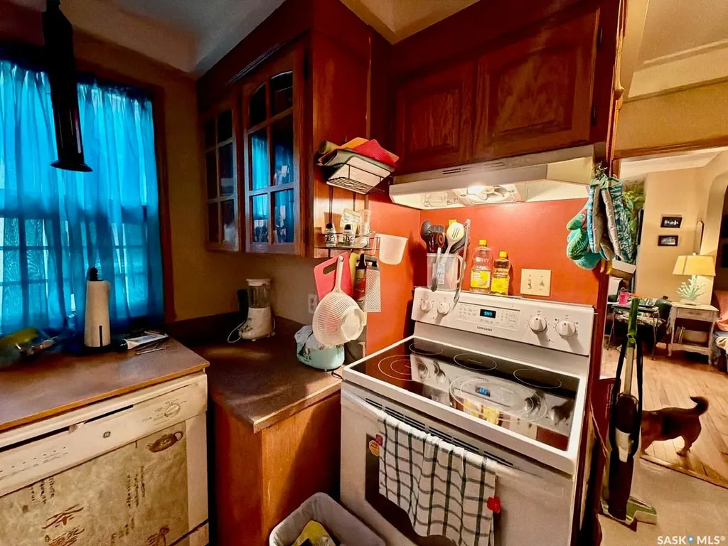 2341 Elphinstone Street Regina SK S4T 3P2