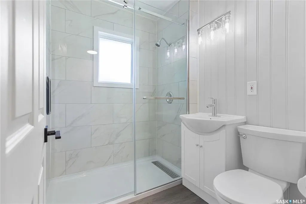 208 Edwards Street Strasbourg SK S0G 4V0